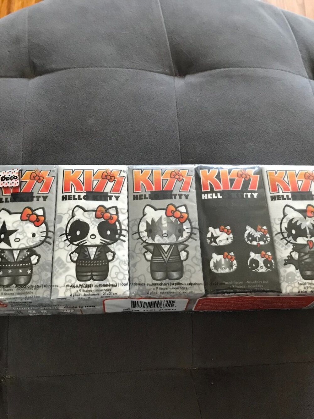 Hello Kitty KISS Facial Tissues NEW Sealed Sanrio